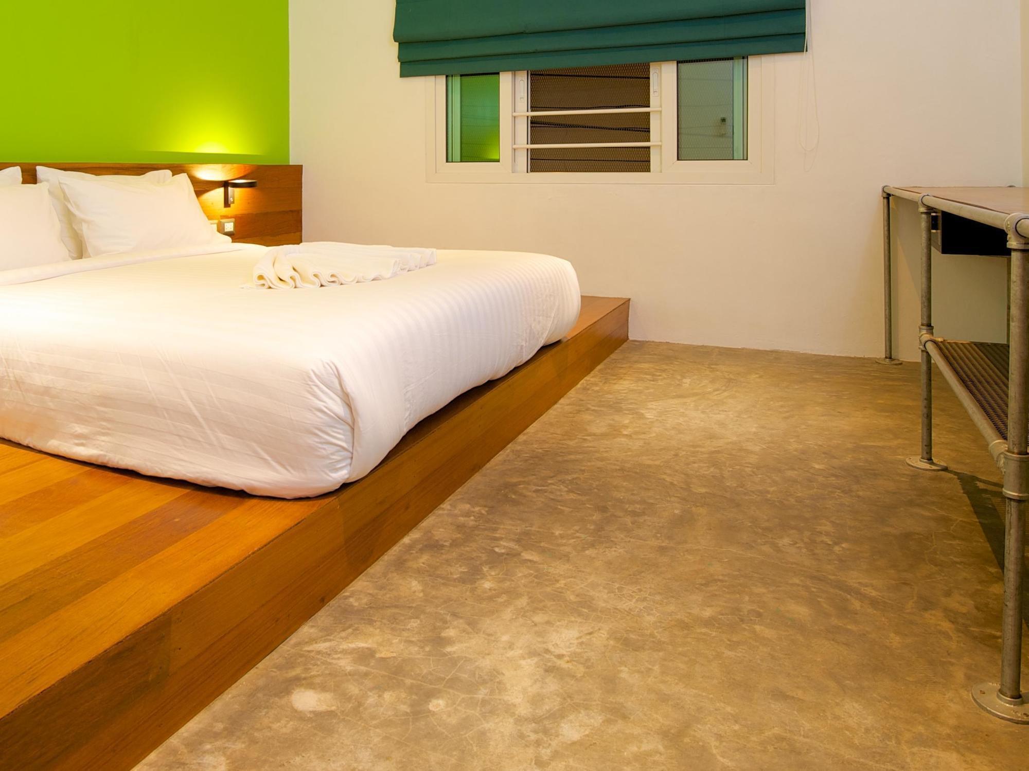 Mint Hotel Тау Экстерьер фото