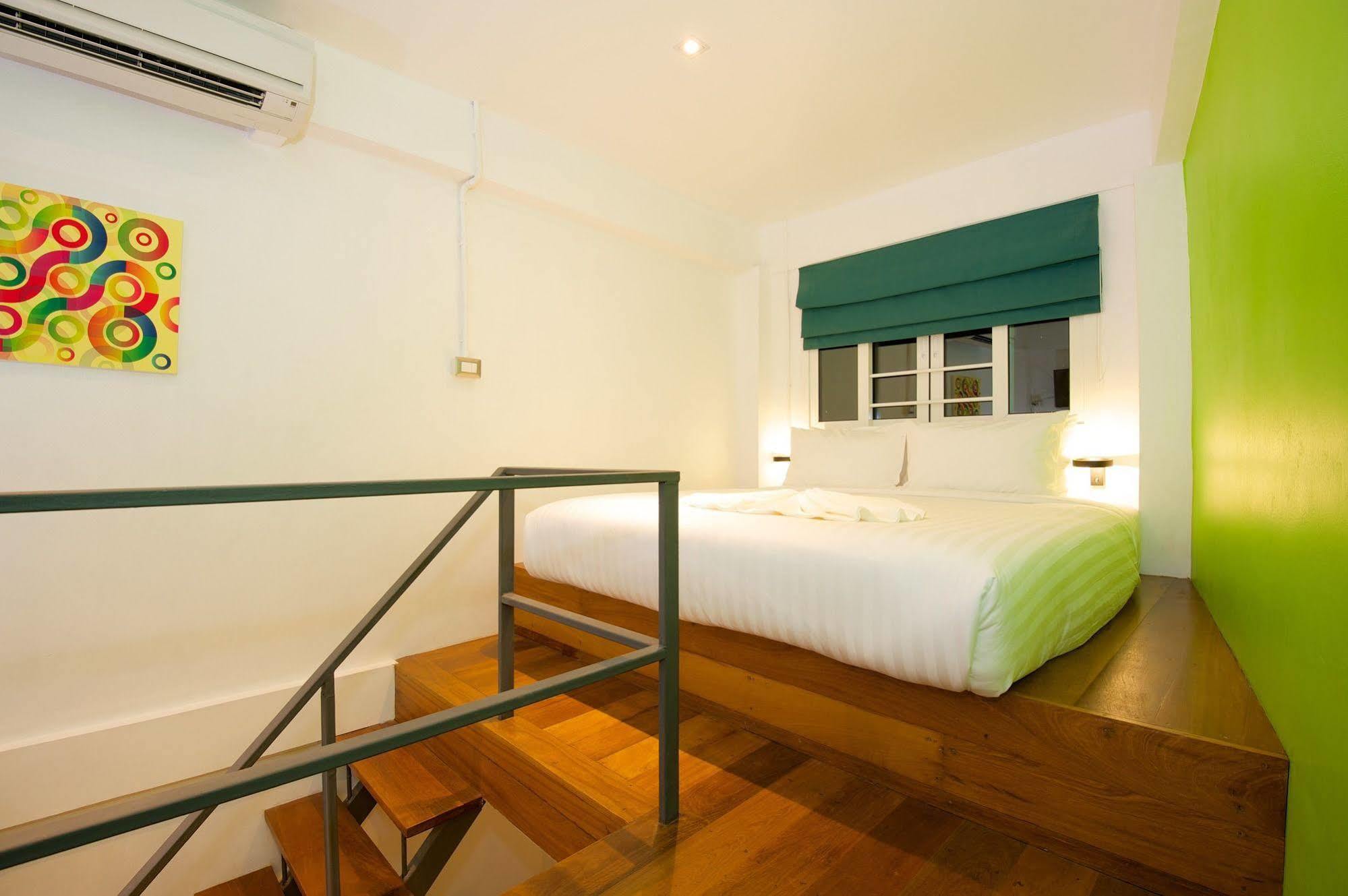 Mint Hotel Тау Экстерьер фото